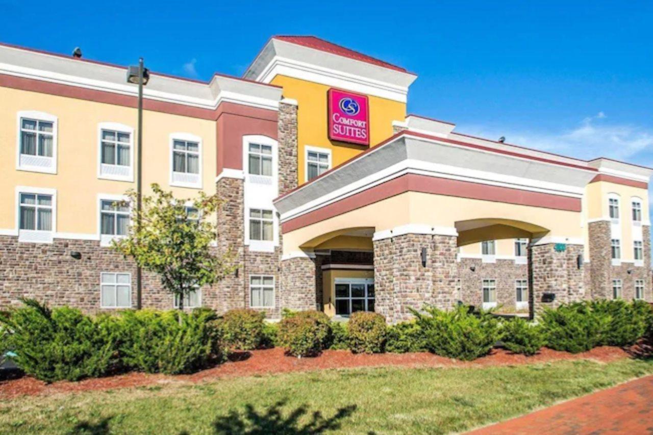 Comfort Troy-i75 Hotel 3*