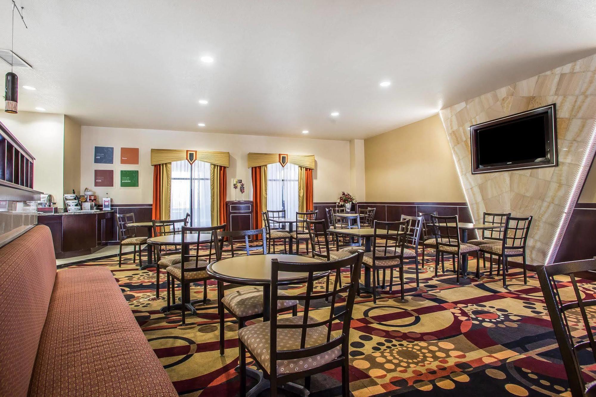 Hotel Comfort Troy-i75