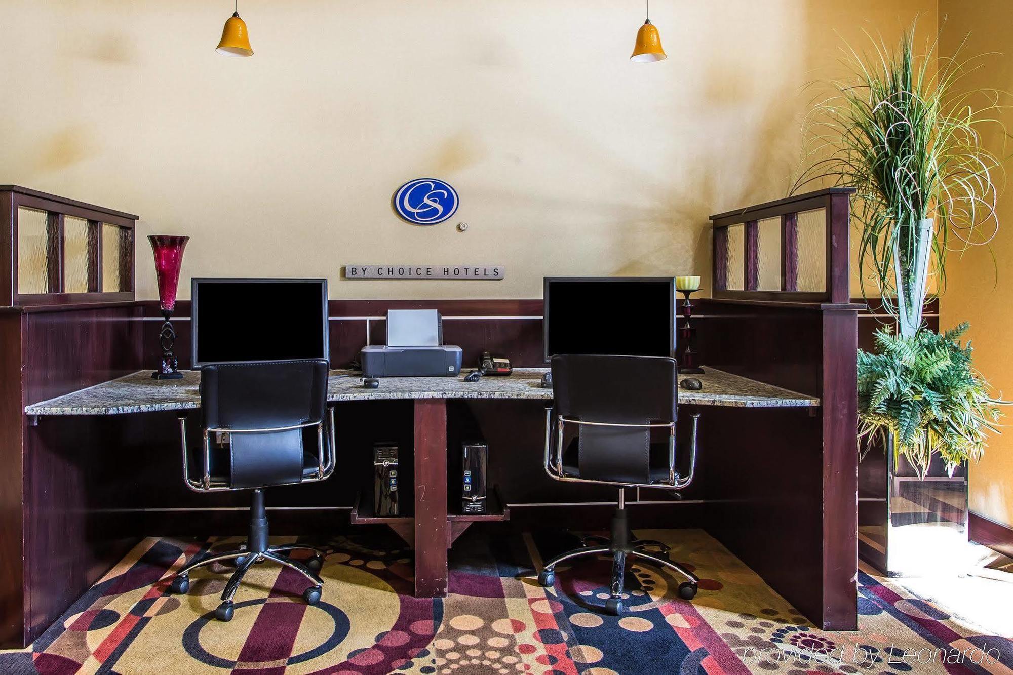 Comfort Troy-i75 Hotel